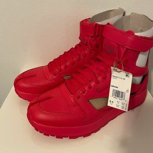 Maison Margiela Reebok Classic Leather Tabi High Red Shoes